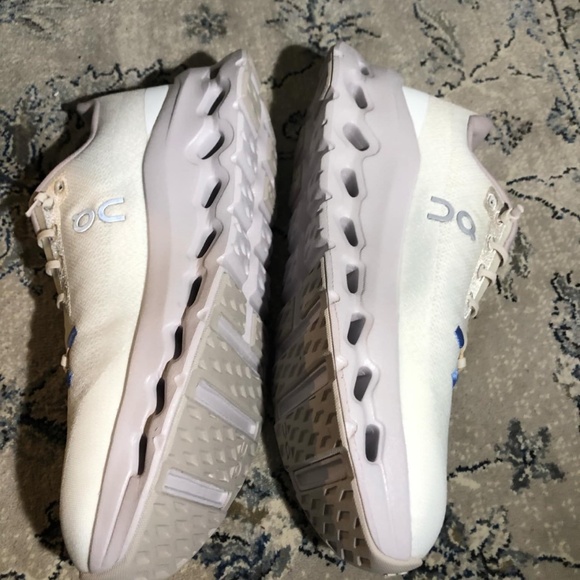 On Cloudtilt Sneakers in Sand lavender - Picture 5 of 9